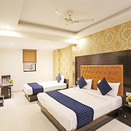 Hotel Iconic Near Delhi Igi International Airport New Delhi Eksteriør billede